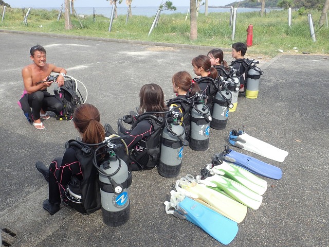 屋久島の海で体験ダイビングしよう!